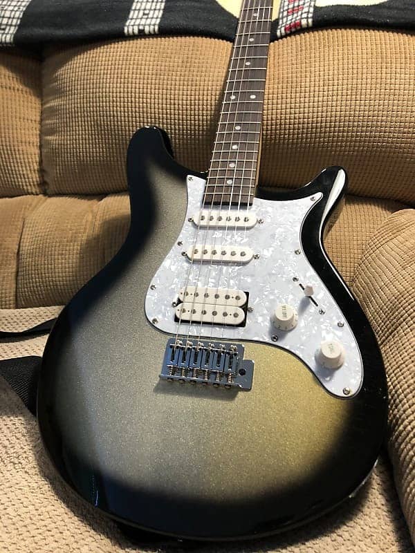 Rogue Rocketeer Electric Guitar | Musician’s Friend