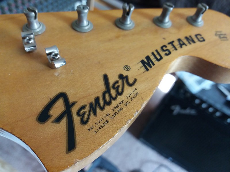 fender mustang
