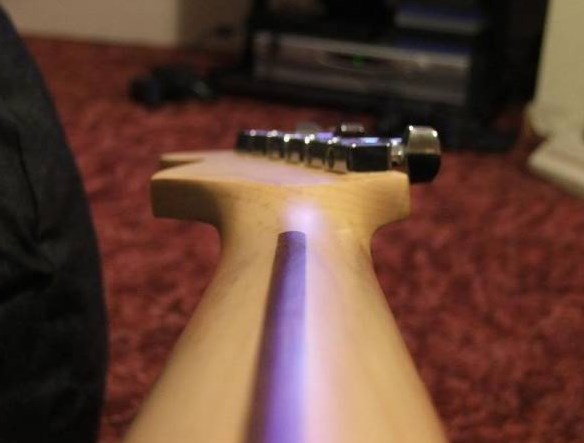 v neck guitar neck shape