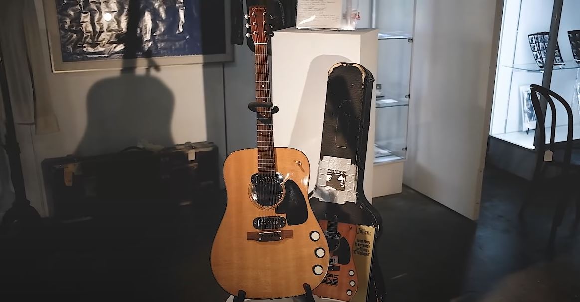 Kurt Cobain's Martin 1959 D-183E