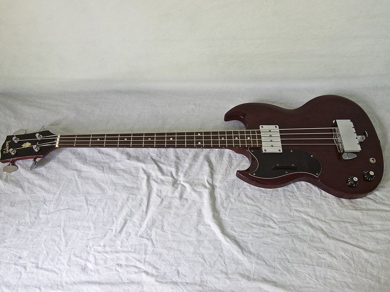 gibson left handed bass guitar