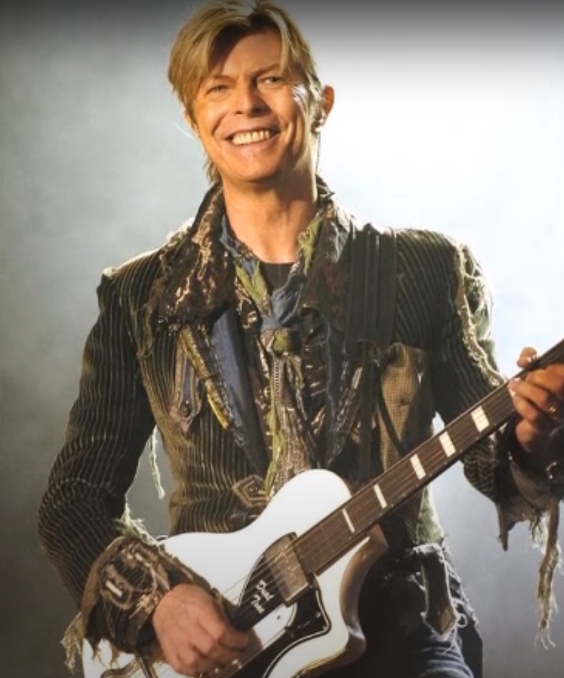 david bowie and his guitar