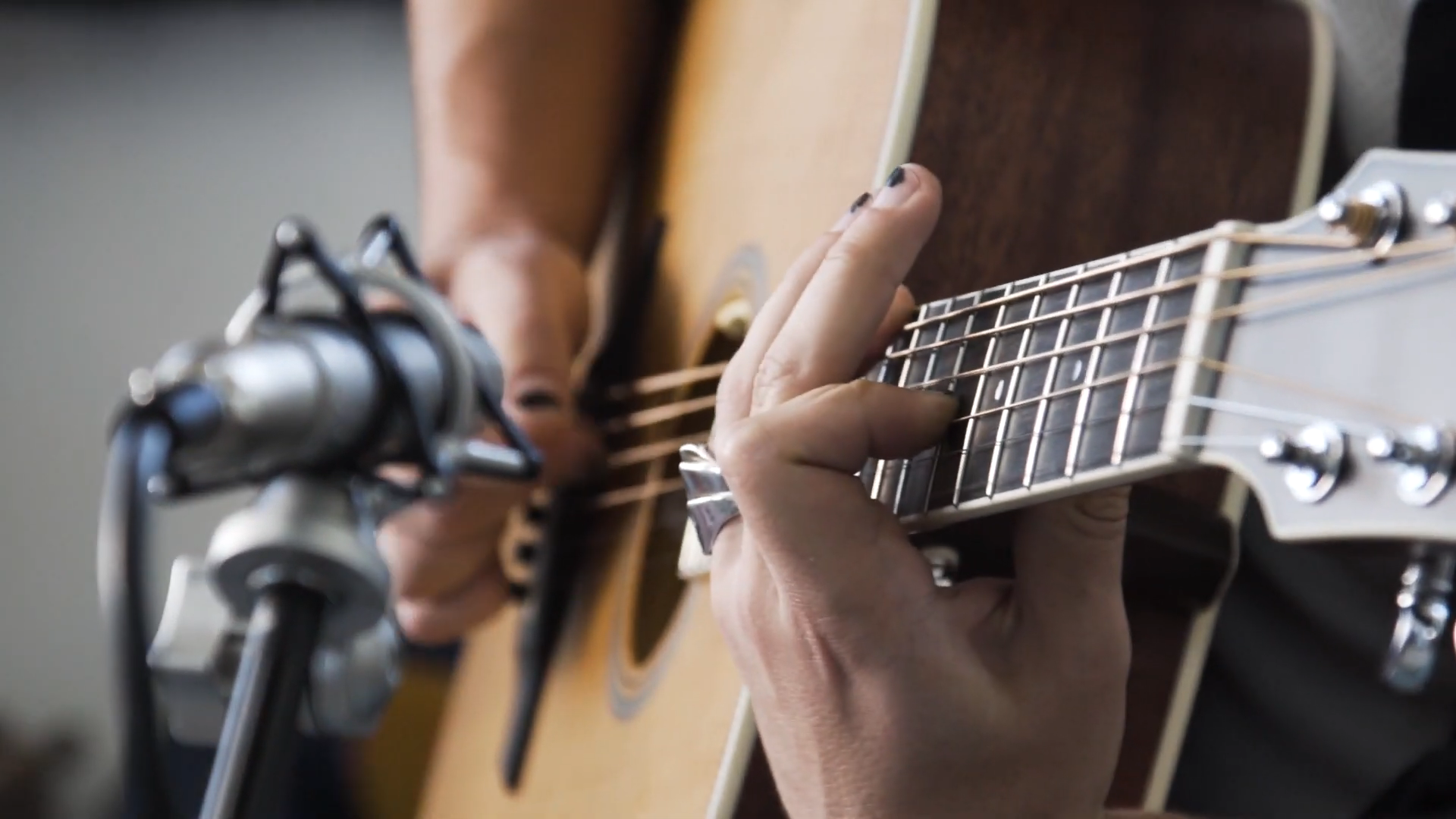 torrefied spruce guitar