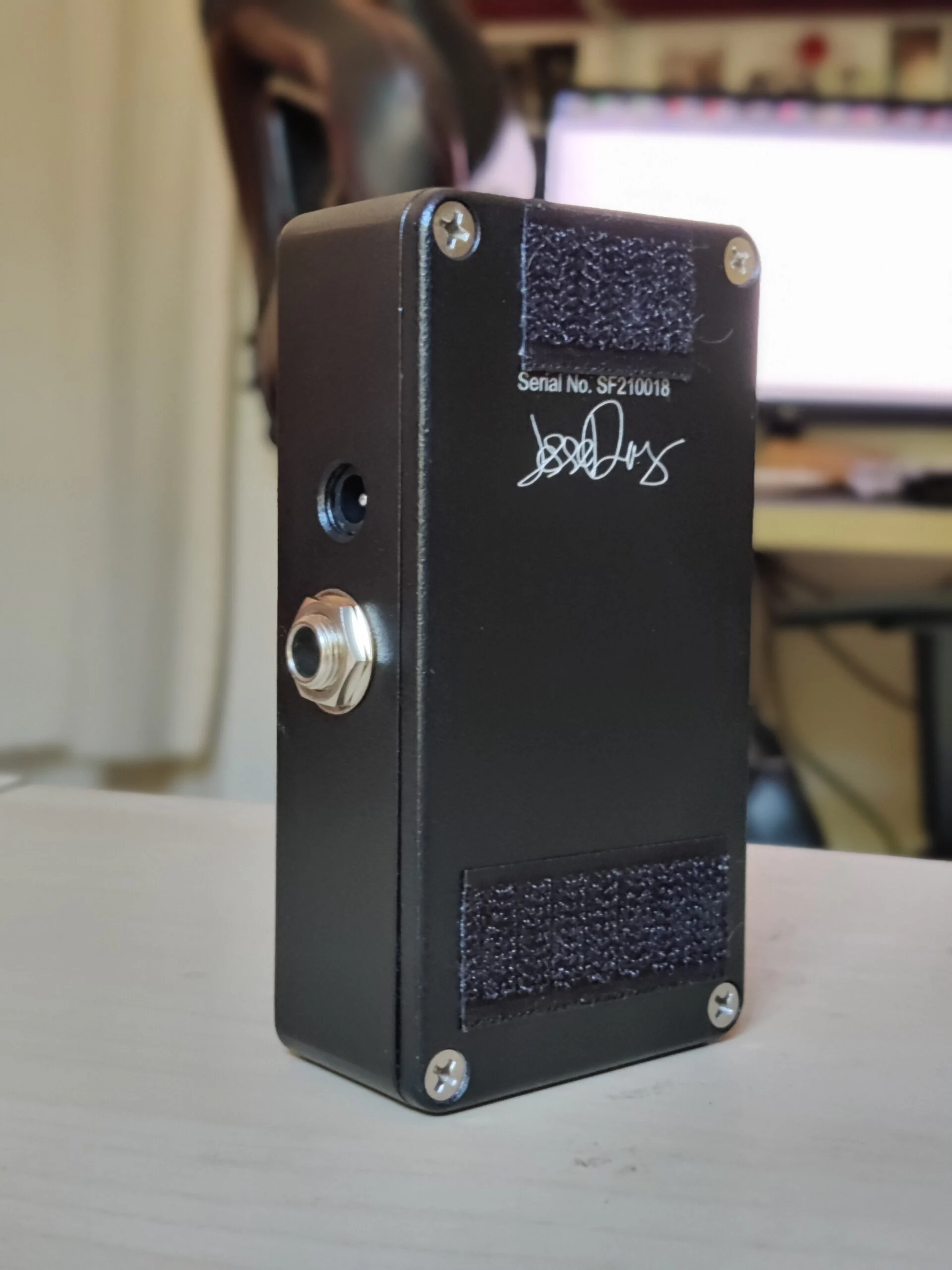 King Tone Mini Fuzz Silicon Pros Cons