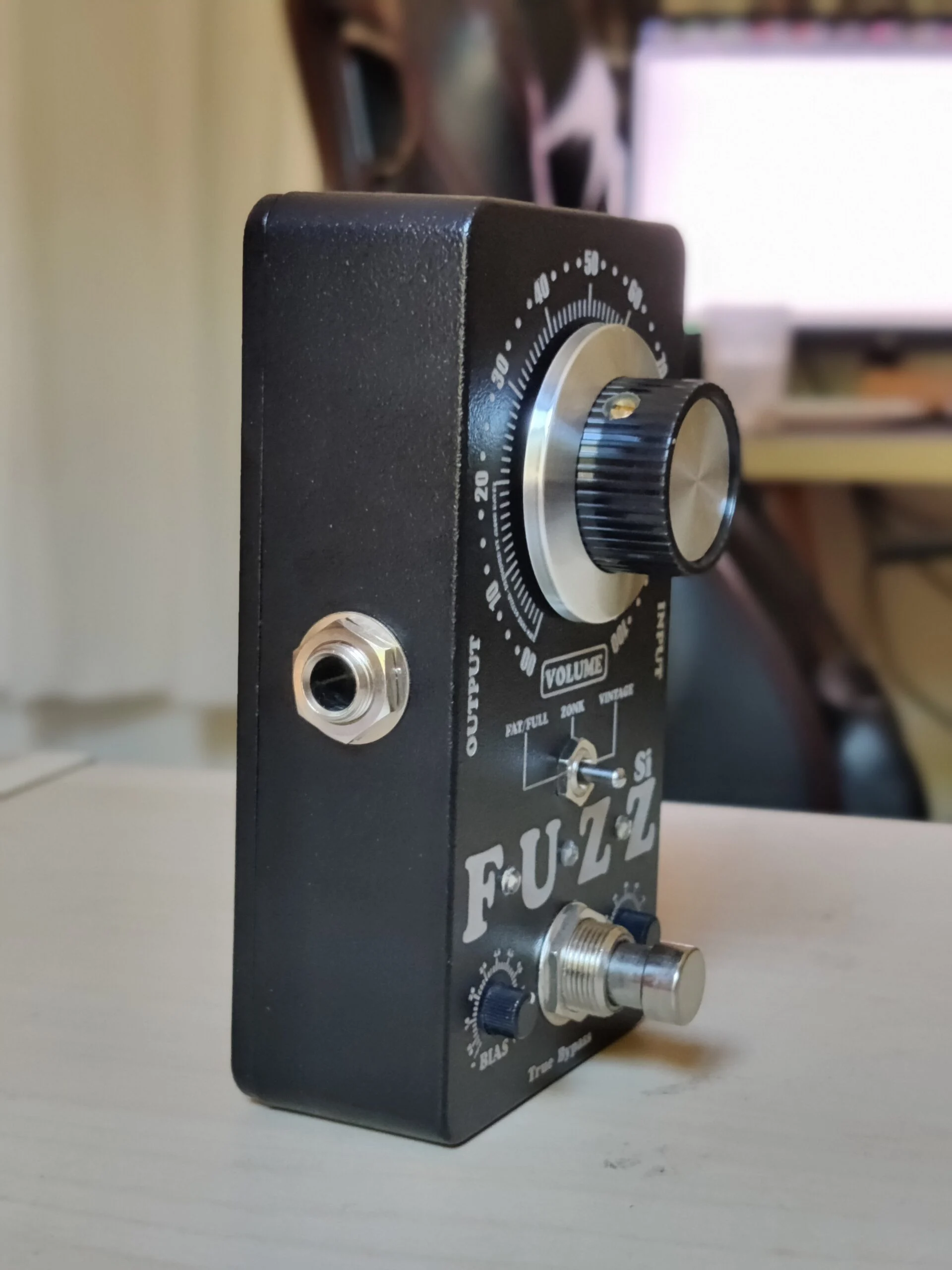 King Tone Mini Fuzz Silicon Specifications