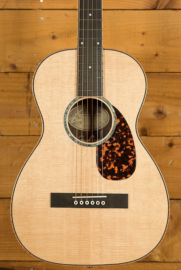 Larrivee P-09 Artist Series Gloss | Reverb