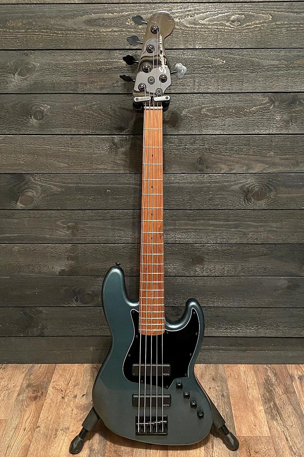 fender 5 string bass jazz