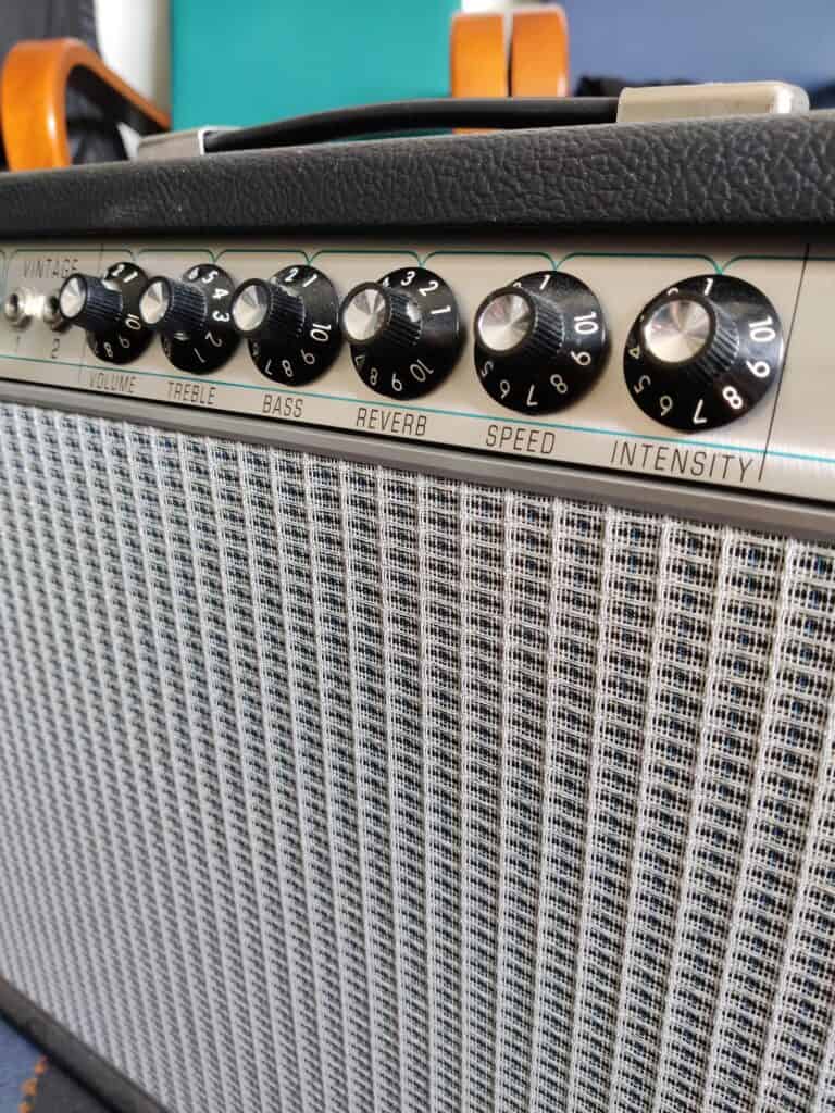 fender custom deluxe reverb