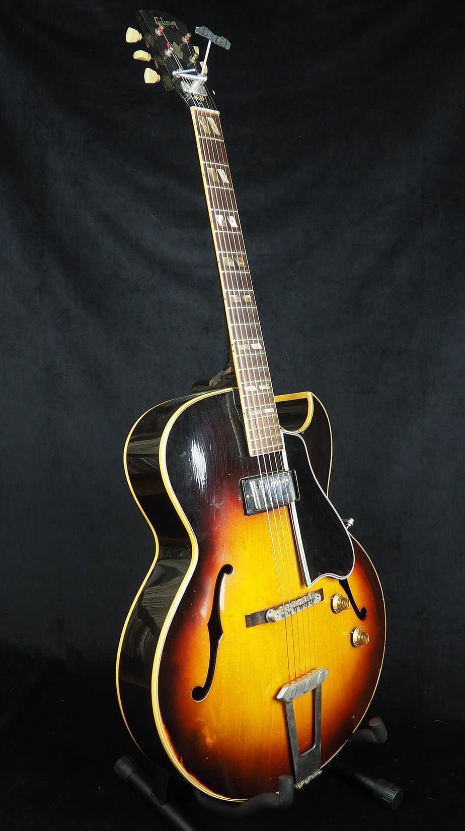 Gibson ES-175